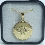 Fio c/Medalha Diamantada Redonda 20MM Espirito Santo Folheado Dourado - Image 2