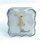 Fio c/Medalha Diamantada Cruz 15MM Cruz Recortada Folheado Dourado