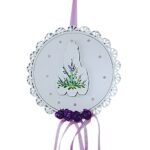 Moldura fechada em MDF c/Nossa Senhora de Fátima, pintada à mão, 16cm