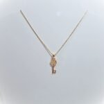 Fio Banhado a Ouro 18K c/Chave de São Bento - Image 2