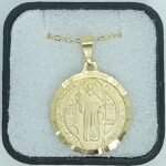 Fio c/Medalha Diamantada Redonda 23MM São Bento Folheada  Ouro - Image 2