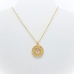 Fio Banhado a Ouro 18K c/Medalha Redonda c/Cruz e Zircónias - Image 2