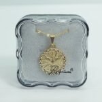 Fio c/Medalha Diamantada Redonda 18MM Espirito Santo Folheado Dourado