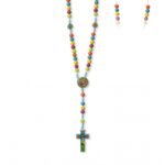 Terço de plástico - em cordaColorido - para criançac/ fecho metálico