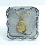 Fio c/ Medalha Oval 18MM Lapidado Folheado a Ouro Santa Rita