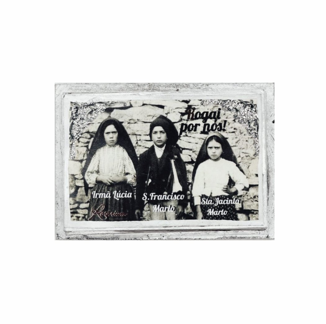 2366355769_Imane_23.jpg Iman em madeira folhas - 3 Pastorinhos Prata - Image 1