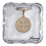 Fio - Medalha de São Bento - 2,2 cmDourada (Gravada a laser)