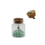 Terço Pérola 6mm com anjoFrasco em vidro