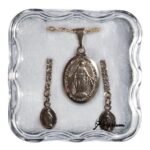 Fio - Conjunto Medalha e brincos - Nossa Senhora das GraçasDourado